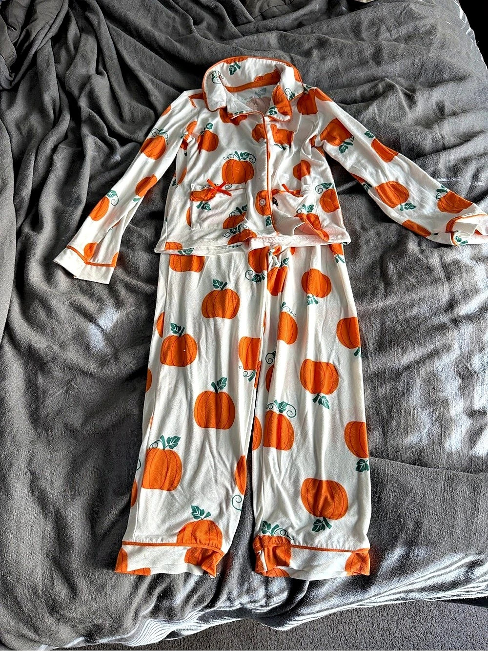 Tahari Kids Pumpkin Print Pajama Set Pumpkin Print Pajama Set Girls Size 7/8